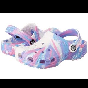 Crocs classic marbled tie dye